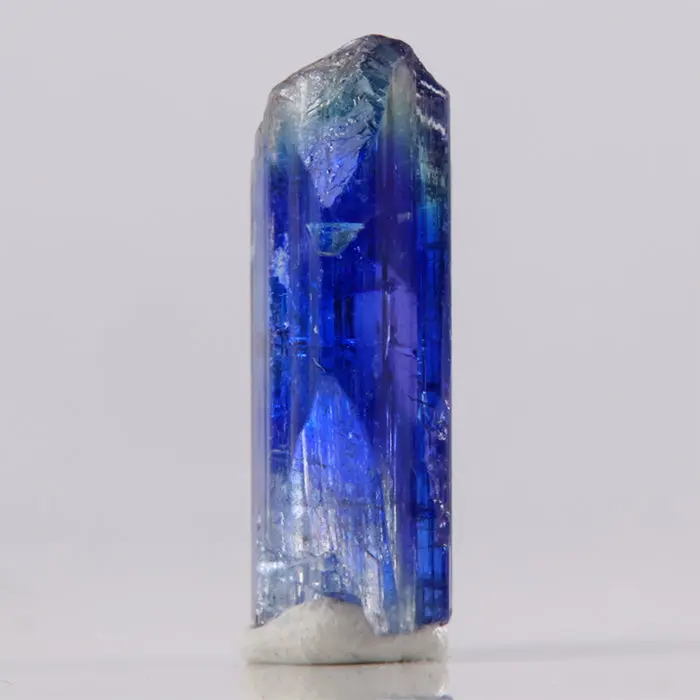 7.82ct Tanzanite Crystal 7.82ct Tanzanite Crystal. Natural tanzanite crystal from Merelani Hills, photo 4 of 4