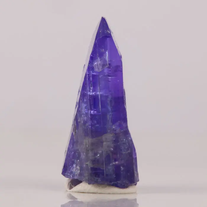 22.5ct Tanzanite Crystal from Tanzania 22.5ct Tanzanite Crystal from Tanzania. Natural tanzanite crystal from Merelani Hills, Tanzania, photo 3 of 4