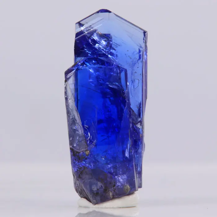 25.47ct Dual Tanzanite Crystal with Gemmy Deep Color 25.47ct Dual Tanzanite Crystal with Gemmy Deep Color. Natural tanzanite crystal from Merelani Hills, photo 3 of 5