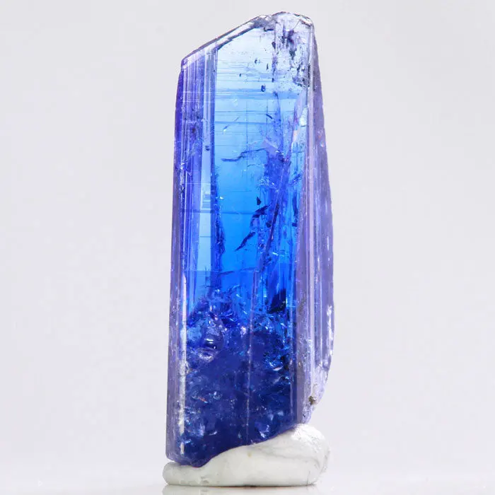 18.68ct Raw Blue Violet Tanzanite Crystal 18.68ct Raw Blue Violet Tanzanite Crystal. Natural tanzanite crystal from Merelani Hills, Tanzania, photo 1 of 6