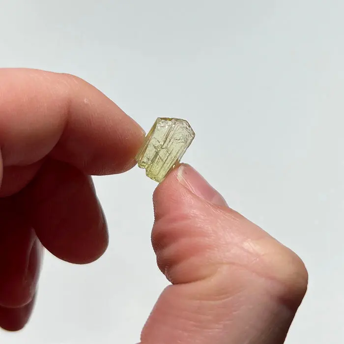 6.83ct Fancy Greenish Yellow Raw Tanzanite 6.83ct Fancy Greenish Yellow Raw Tanzanite. Natural tanzanite crystal from Merelani Hills, Tanzania, photo 2 of 4