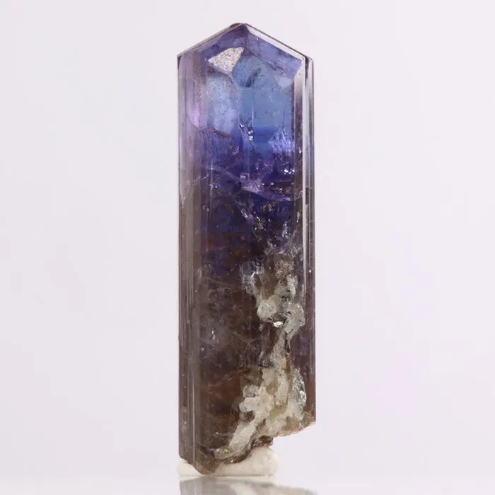 42.89ct Natural Unheated Two Termination Tanzanite Crystal 42.89ct Natural Unheated Two Termination Tanzanite Crystal. Natural tanzanite crystal from Merelani Hills, photo 3 of 4