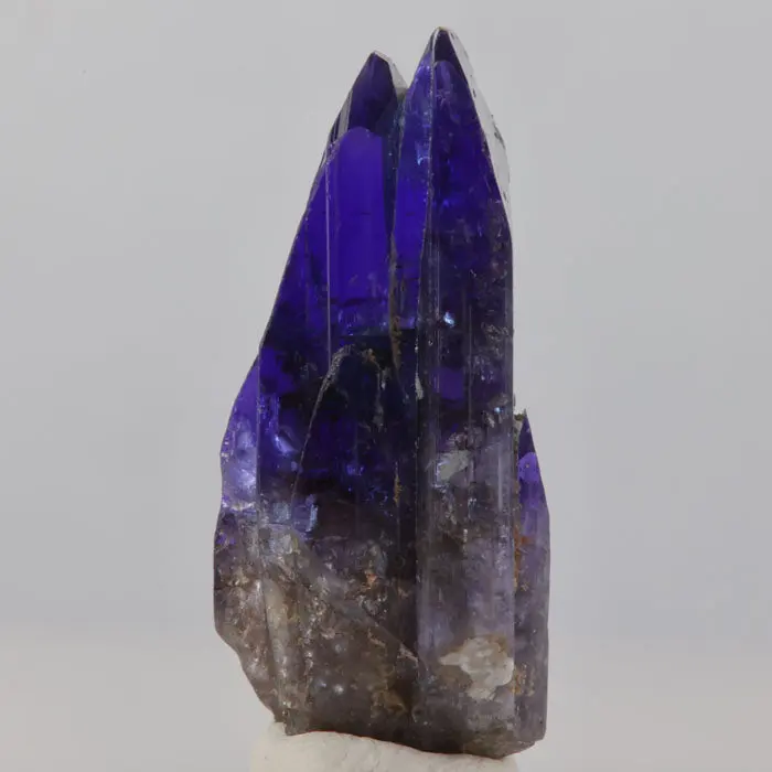 105ct Deep Natural Color Tanzanite Crystal Cluster 105ct Deep Natural Color Tanzanite Crystal Cluster. Natural tanzanite crystal from Merelani Hills, Tanzania, photo 3 of 5