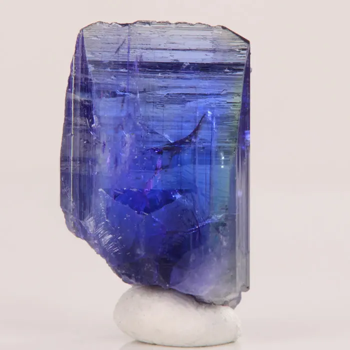 30.35ct Gemmy Tanzanite Crystal 30.35ct Gemmy Tanzanite Crystal. Natural tanzanite crystal from Merelani Hills, Tanzania, photo 4 of 4