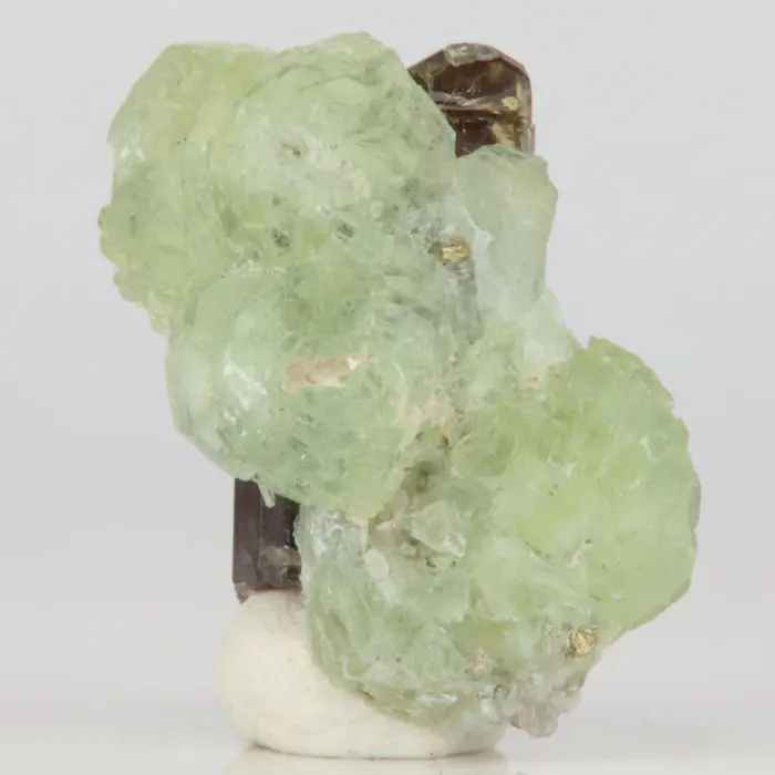 16.1ct Special Tanzanite & Prehnite Crystal 16.1ct Special Tanzanite & Prehnite Crystal. Natural tanzanite crystal from Merelani Hills, photo 5 of 5