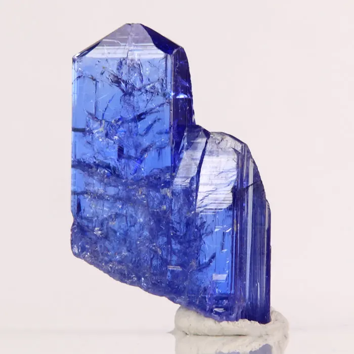 28.64ct Tanzanite Crystal 28.64ct Tanzanite Crystal. Natural tanzanite crystal from Merelani Hills, photo 3 of 5