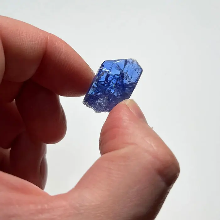 30.2ct Deep Blue Tanzanite Crystal 30.2ct Deep Blue Tanzanite Crystal. Natural tanzanite crystal from Merelani Hills, Tanzania, photo 2 of 4