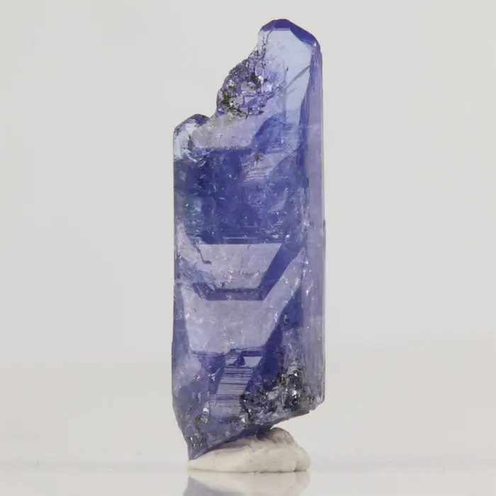 19.9ct Raw Tanzanite Crystal 19.9ct Raw Tanzanite Crystal. Natural tanzanite crystal from Merelani Hills, Tanzania, photo 1 of 4