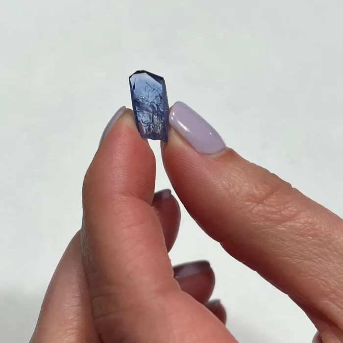 4.62ct Tanzanite Crystal 4.62ct Tanzanite Crystal. Natural tanzanite crystal from Merelani Hills, photo 2 of 4