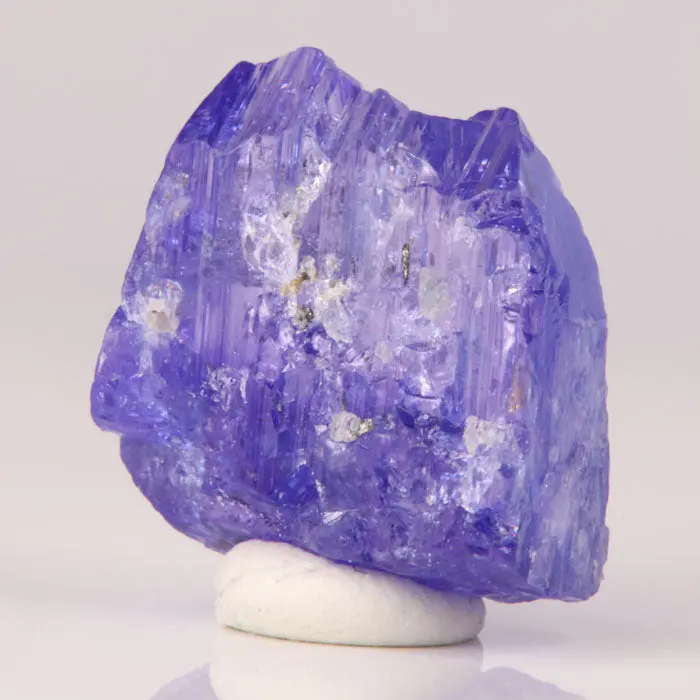 18ct Raw Tanzanite Crystal 18ct Raw Tanzanite Crystal. Natural tanzanite crystal from Merelani Hills, Tanzania, photo 4 of 4