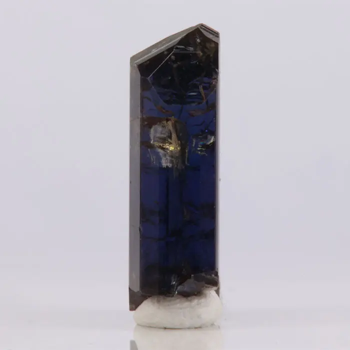 29.71ct Amazing Natural Tanzanite Crystal 29.71ct Amazing Natural Tanzanite Crystal. Natural tanzanite crystal from Merelani Hills, photo 3 of 5