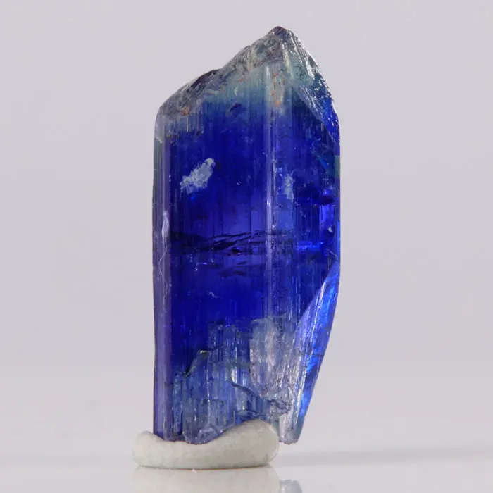 7.82ct Tanzanite Crystal 7.82ct Tanzanite Crystal. Natural tanzanite crystal from Merelani Hills, photo 3 of 4