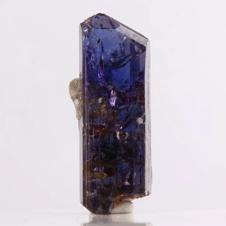 40.28ct Raw Unheated Tanzanite Crystal 40.28ct Raw Unheated Tanzanite Crystal. Natural tanzanite crystal from Merelani Hills, photo 3 of 5