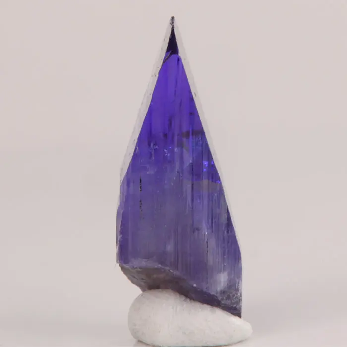 14.39ct Gemmy Raw Tanzanite Crystal 14.39ct Gemmy Raw Tanzanite Crystal. Natural tanzanite crystal from Merelani Hills, Tanzania, photo 3 of 4