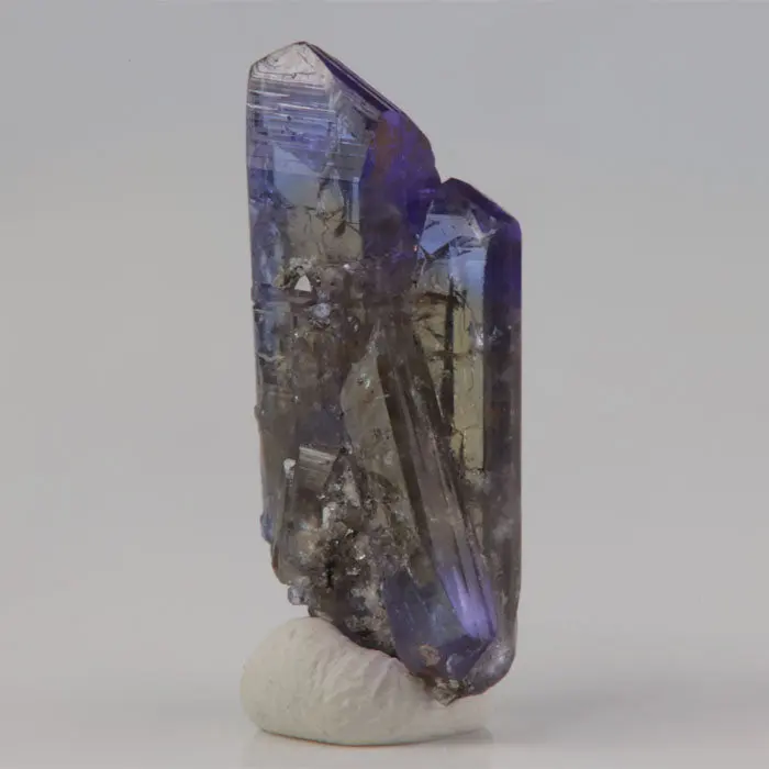 9.55ct Natural Tanzanite Crystal Cluster 9.55ct Natural Tanzanite Crystal Cluster. Natural tanzanite crystal from Merelani Hills, Tanzania, photo 3 of 4