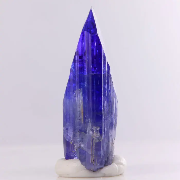43.50ct Blue Tanzanite Crystal 43.50ct Blue Tanzanite Crystal. Natural tanzanite crystal from Merelani Hills, photo 5 of 5