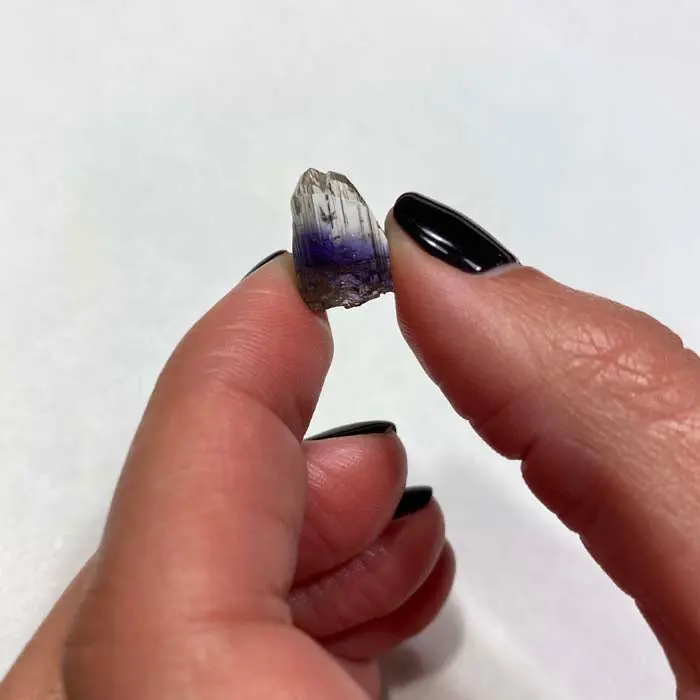 9.97ct BiColor Unheated Tanzanite Crystal 9.97ct BiColor Unheated Tanzanite Crystal. Natural tanzanite crystal from Merelani Hills, photo 2 of 5