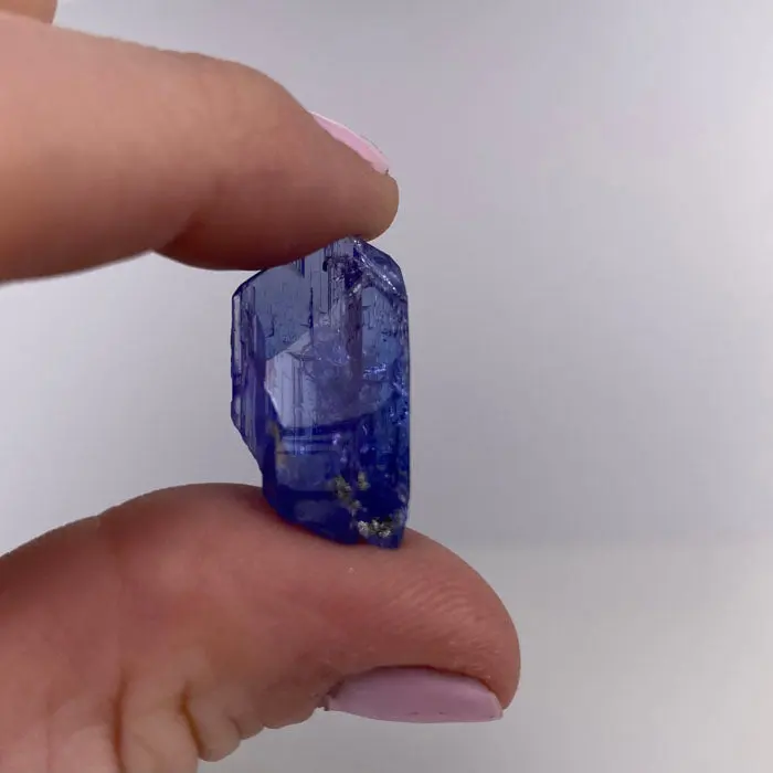 23.0ct Tanzanite Crystal 23.0ct Tanzanite Crystal. Natural tanzanite crystal from Merelani Hills, Tanzania, photo 2 of 4
