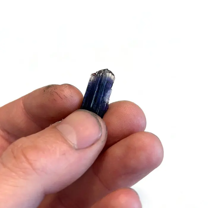 10.78ct Deep Color Tanzanite Crystal 10.78ct Deep Color Tanzanite Crystal. Natural tanzanite crystal from Merelani Hills, photo 2 of 4