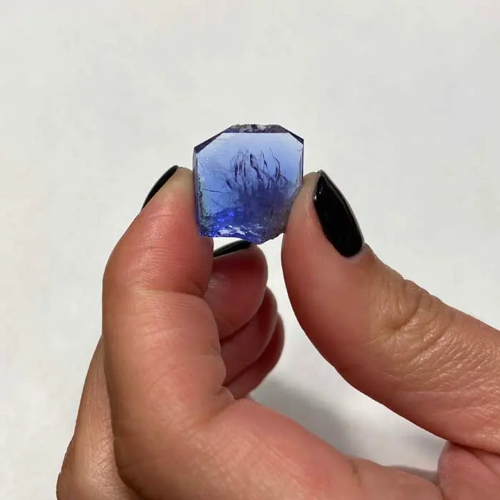 19.35ct Gemmy Tanzanite Crystal 19.35ct Gemmy Tanzanite Crystal. Natural tanzanite crystal from Merelani Hills, photo 2 of 6