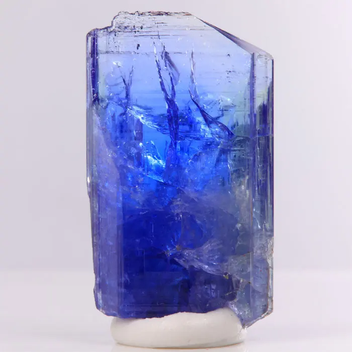 43.50ct Blue Tanzanite Crystal 43.50ct Blue Tanzanite Crystal. Natural tanzanite crystal from Merelani Hills, photo 1 of 5