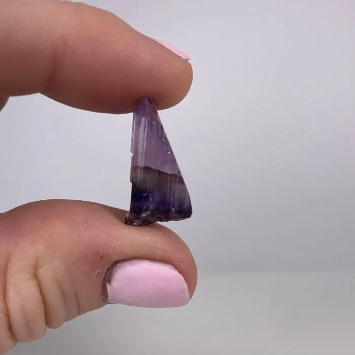 11.9ct Rare Pink Tanzanite Crystal 11.9ct Rare Pink Tanzanite Crystal. Natural tanzanite crystal from Merelani Hills, Tanzania, photo 2 of 4
