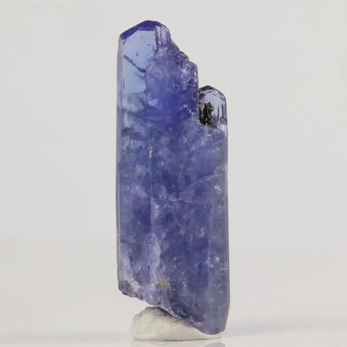 19.9ct Raw Tanzanite Crystal 19.9ct Raw Tanzanite Crystal. Natural tanzanite crystal from Merelani Hills, Tanzania, photo 3 of 4