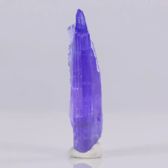 9.30ct Gemmy Tanzanite Crystal Mineral Crystal 9.30ct Gemmy Tanzanite Crystal Mineral Crystal. Natural tanzanite crystal from Merelani Hills, photo 3 of 4