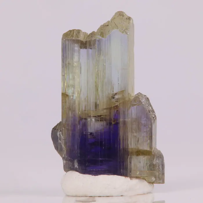 23.1ct BiColor Natural Tanzanite Crystal 23.1ct BiColor Natural Tanzanite Crystal. Natural tanzanite crystal from Merelani Hills, Tanzania, photo 4 of 4