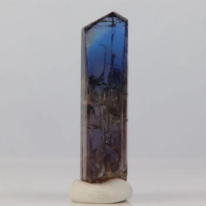 28.30ct Gemmy Natural Tanzanite Crystal 28.30ct Gemmy Natural Tanzanite Crystal. Natural tanzanite crystal from Merelani Hills, Tanzania, photo 3 of 5