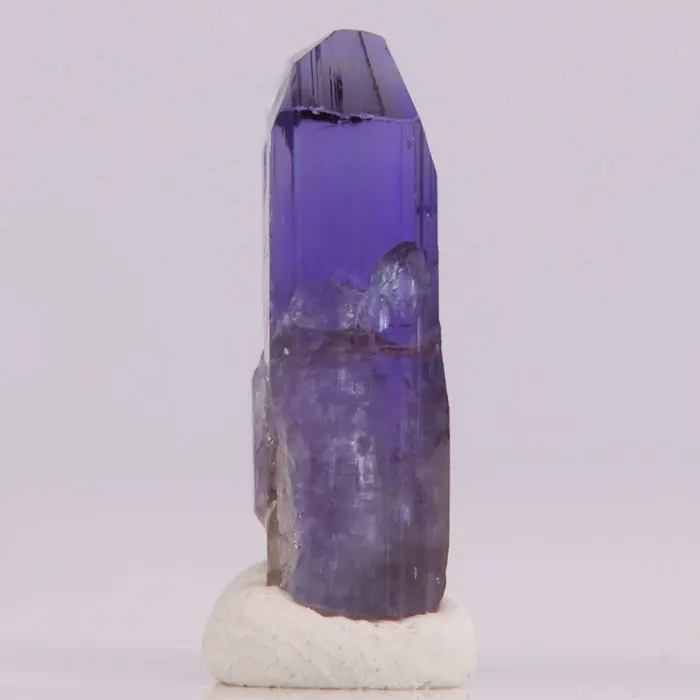 7.45ct Gemmy Unheated Tanzanite Crystal 7.45ct Gemmy Unheated Tanzanite Crystal. Natural tanzanite crystal from Merelani Hills, Tanzania, photo 4 of 5