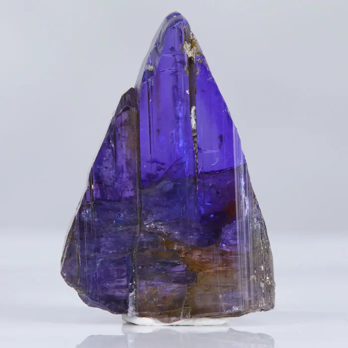 41.25ct Deep Violet Tanzanite Crystal 41.25ct Deep Violet Tanzanite Crystal. Natural tanzanite crystal from Merelani Hills, photo 4 of 6