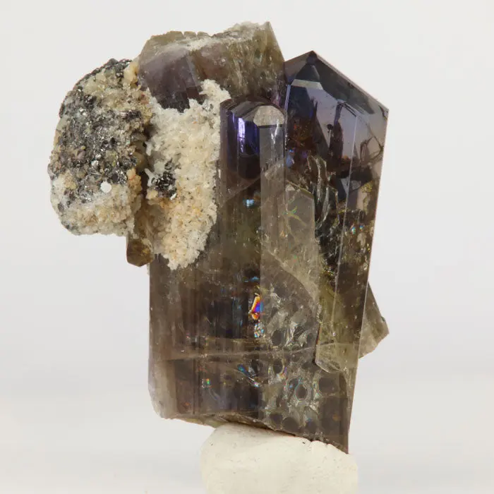 203ct Large Unheated Tanzanite Crystal 203ct Large Unheated Tanzanite Crystal. Natural tanzanite crystal from Merelani Hills, photo 1 of 5