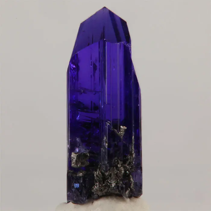 25ct Amazing Color Tanzanite Crystal 25ct Amazing Color Tanzanite Crystal. Natural tanzanite crystal from Merelani Hills, Tanzania, photo 3 of 5