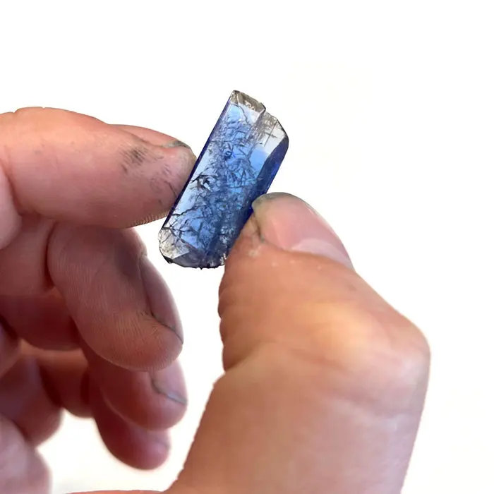 12.14ct Double Terminated Tanzanite Crystal 12.14ct Double Terminated Tanzanite Crystal. Natural tanzanite crystal from Merelani Hills, photo 2 of 5