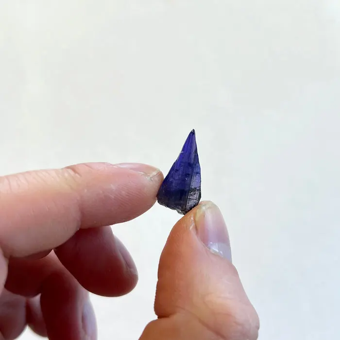 11ct Unheated Tanzanite Crystal 11ct Unheated Tanzanite Crystal. Natural tanzanite crystal from Merelani Hills, Tanzania, photo 2 of 4