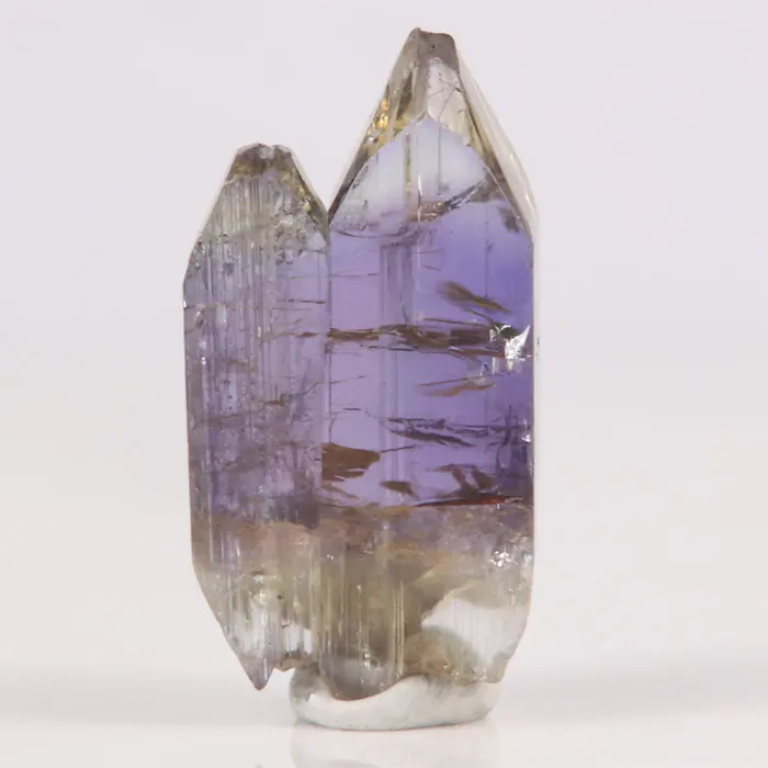 11.83ct Natural BiColor Tanzanite Crystal 11.83ct Natural BiColor Tanzanite Crystal. Natural tanzanite crystal from Merelani Hills, photo 1 of 4