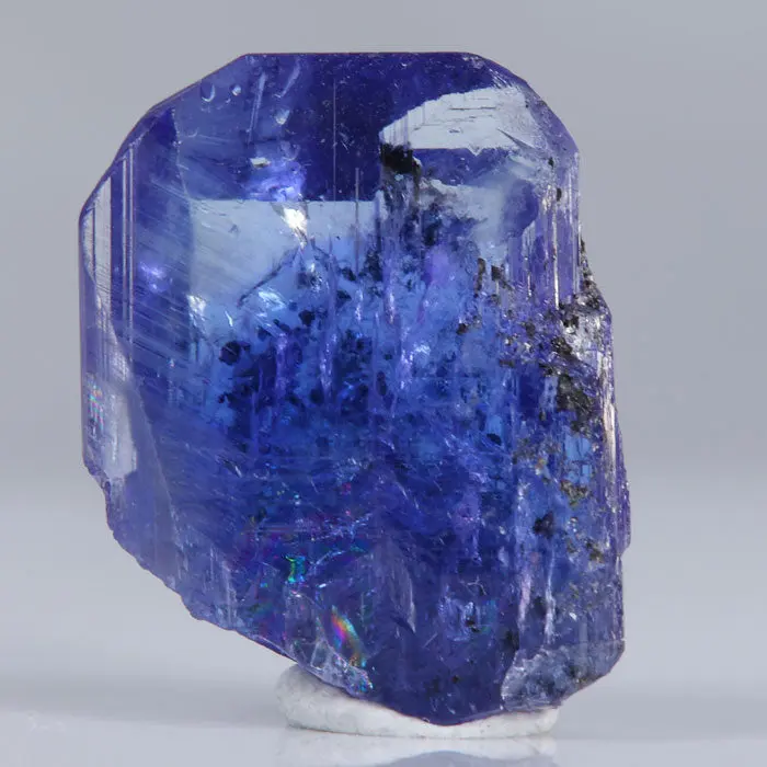 19.70ct Raw Tanzanite Crystal 19.70ct Raw Tanzanite Crystal. Natural tanzanite crystal from Merelani Hills, photo 4 of 4