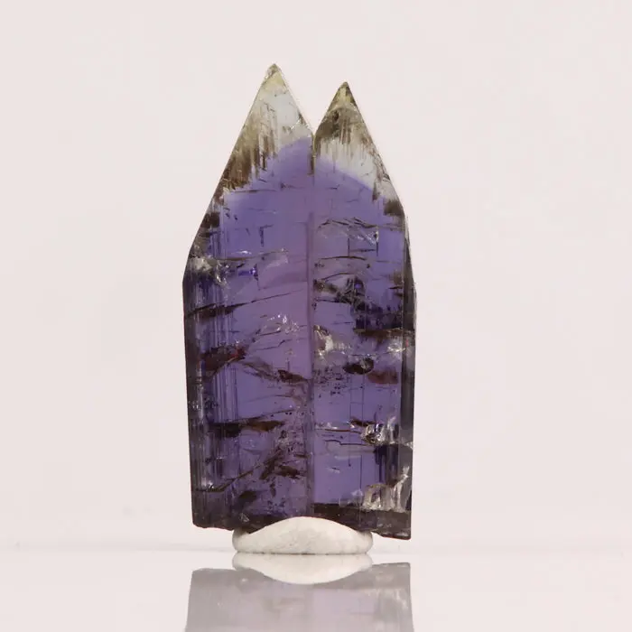 22.74ct Unheated Bi-Color Tanzanite Crystal 22.74ct Unheated Bi-Color Tanzanite Crystal. Natural tanzanite crystal from Merelani Hills, photo 1 of 5