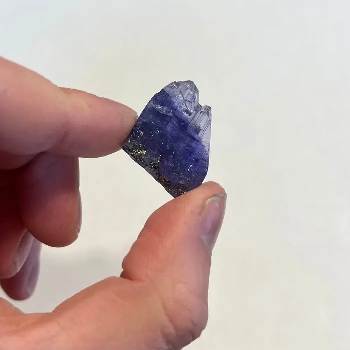 43.42ct BiColor Tanzanite Crystal 43.42ct BiColor Tanzanite Crystal. Natural tanzanite crystal from Merelani Hills, photo 2 of 4