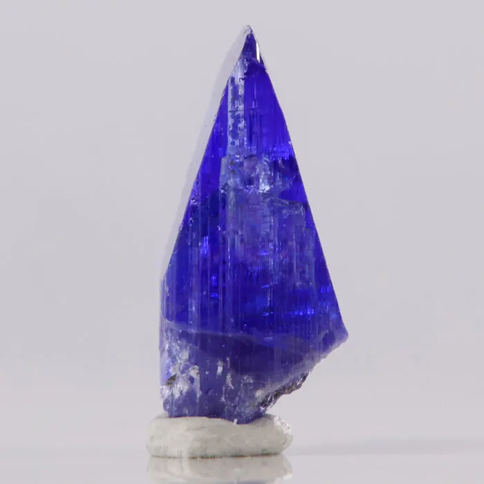11.37ct Sharp Terminated Tanzanite Crystal 11.37ct Sharp Terminated Tanzanite Crystal. Natural tanzanite crystal from Merelani Hills, photo 3 of 4