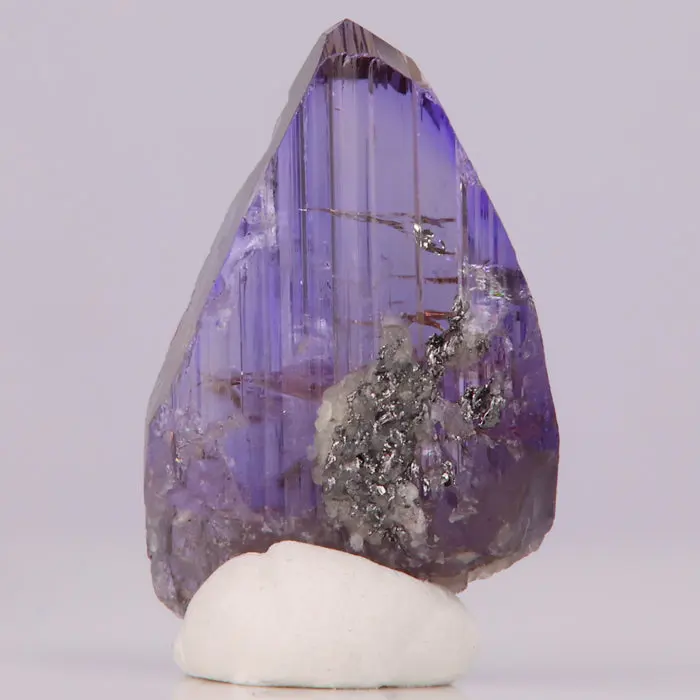 16.73ct Raw Natural Tanzanite Crystal 16.73ct Raw Natural Tanzanite Crystal. Natural tanzanite crystal from Merelani Hills, Tanzania, photo 1 of 5