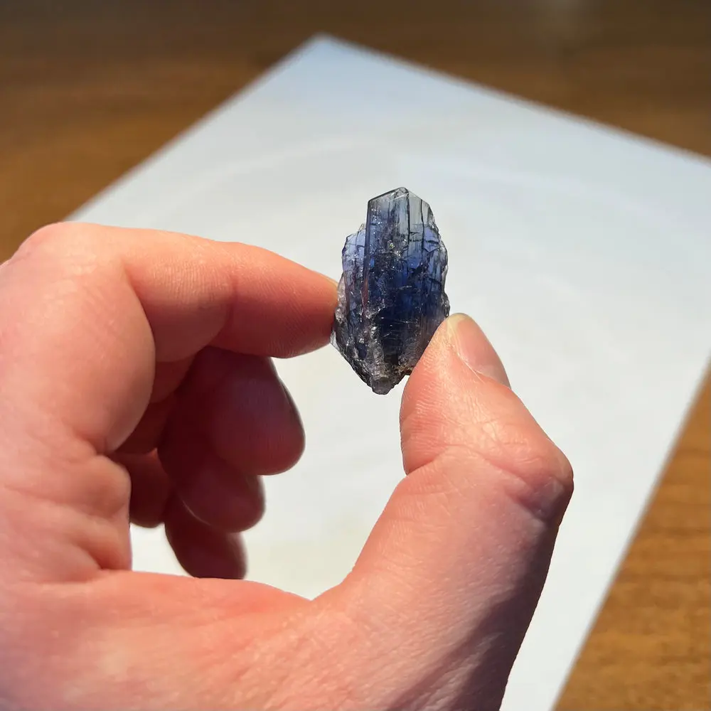 45.8ct Rough Tanzanite Crystal from Tanzania 45.8ct Rough Tanzanite Crystal from Tanzania. Natural tanzanite crystal from Merelani Hills, Tanzania, photo 2 of 4