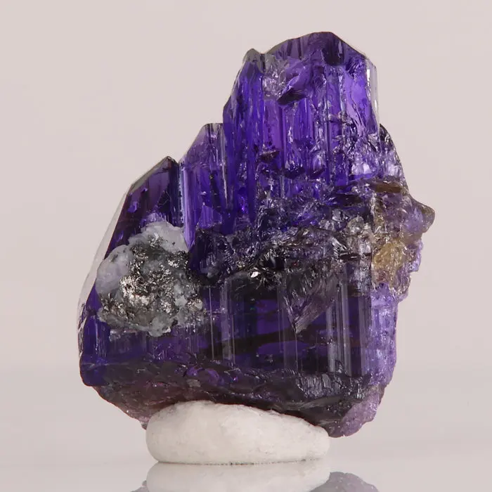 32.45ct Saturated Natural Color Tanzanite Crystal 32.45ct Saturated Natural Color Tanzanite Crystal. Natural tanzanite crystal from Merelani Hills, Tanzania, photo 4 of 4