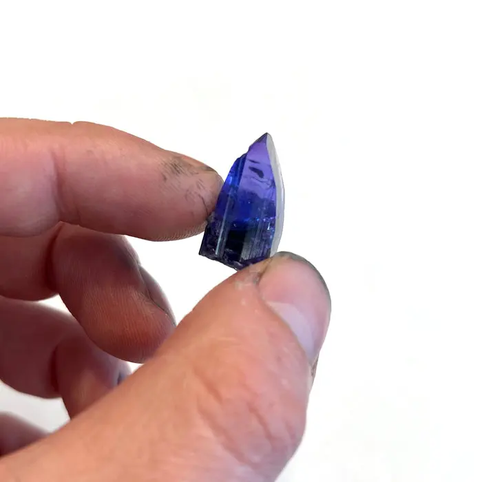 22.35ct Gemmy Tanzanite Crystal 22.35ct Gemmy Tanzanite Crystal. Natural tanzanite crystal from Merelani Hills, photo 2 of 5