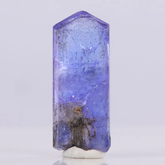 18.96ct Light Blue Violet Tanzanite Crystal 18.96ct Light Blue Violet Tanzanite Crystal. Natural tanzanite crystal from Merelani Hills, photo 1 of 4