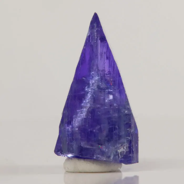 19.0ct Raw Tanzanite Crystal 19.0ct Raw Tanzanite Crystal. Natural tanzanite crystal from Merelani Hills, Tanzania, photo 1 of 4
