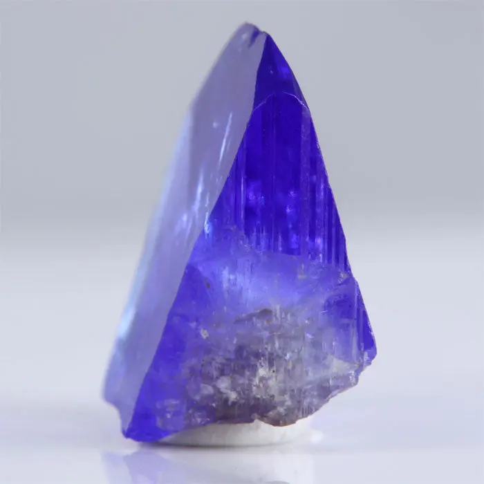 19.35ct Gemmy Tanzanite Crystal 19.35ct Gemmy Tanzanite Crystal. Natural tanzanite crystal from Merelani Hills, photo 6 of 6