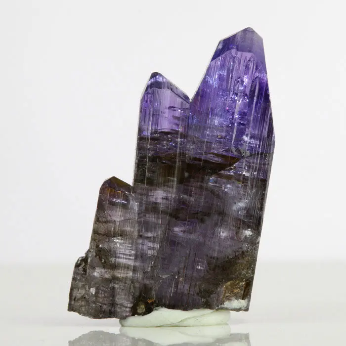 23.49ct Tanzanite Crystal Cluster 23.49ct Tanzanite Crystal Cluster. Natural tanzanite crystal from Merelani Hills, Tanzania, photo 1 of 6