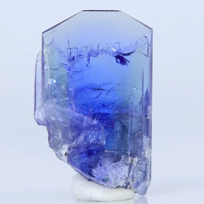 20.9ct Tanzanite Crystal 20.9ct Tanzanite Crystal. Natural tanzanite crystal from Merelani Hills, photo 1 of 5